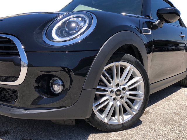 fotoG 5 del MINI MINI Cabrio Cooper 100 kW (136 CV) 136cv Gasolina del 2021 en Madrid