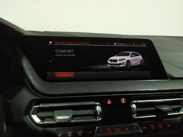 BMW Serie 1 M135i color Blanco. Año 2021. 225KW(306CV). Gasolina. En concesionario Hispamovil, Orihuela de Alicante