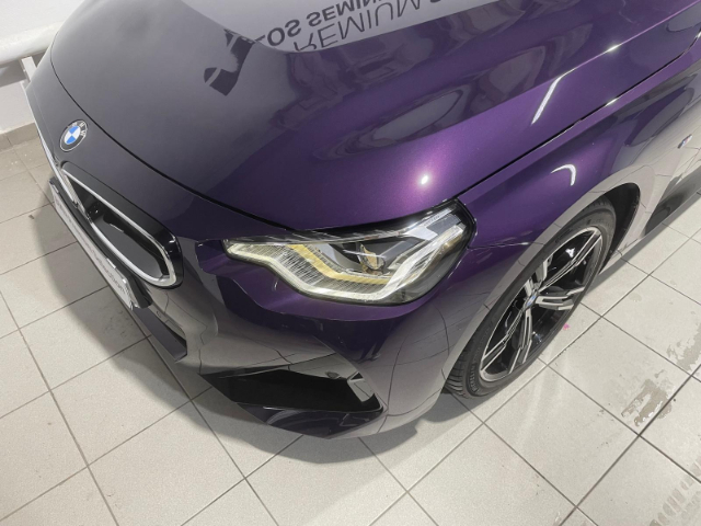 BMW Serie 2 220d Coupe color Violeta. Año 2023. 140KW(190CV). Diésel. En concesionario Hispamovil Elche de Alicante