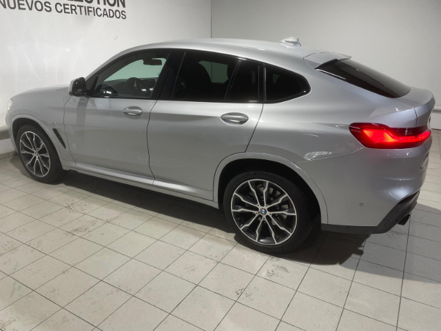 BMW X4 xDrive20d color Gris Plata. Año 2019. 140KW(190CV). Diésel. En concesionario Hispamovil, Torrevieja de Alicante