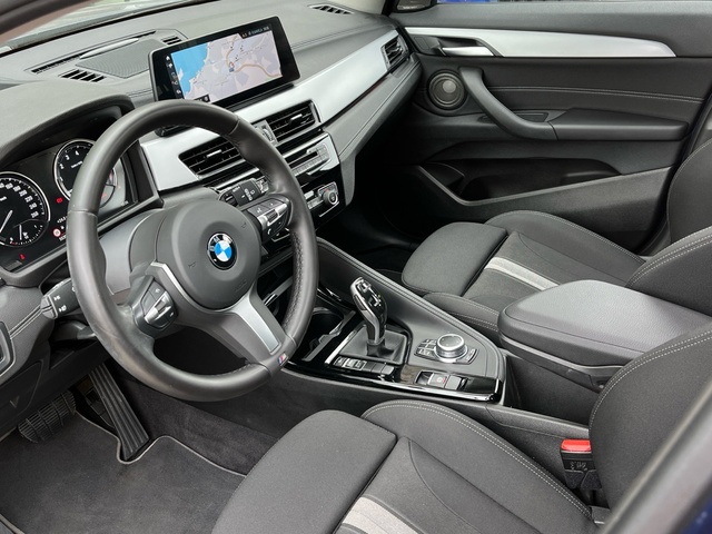BMW X2 sDrive20i color Azul. Año 2021. 141KW(192CV). Gasolina. En concesionario Celtamotor Vigo de Pontevedra