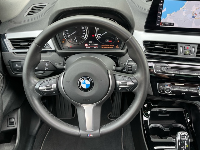 BMW X2 sDrive20i color Azul. Año 2021. 141KW(192CV). Gasolina. En concesionario Celtamotor Vigo de Pontevedra