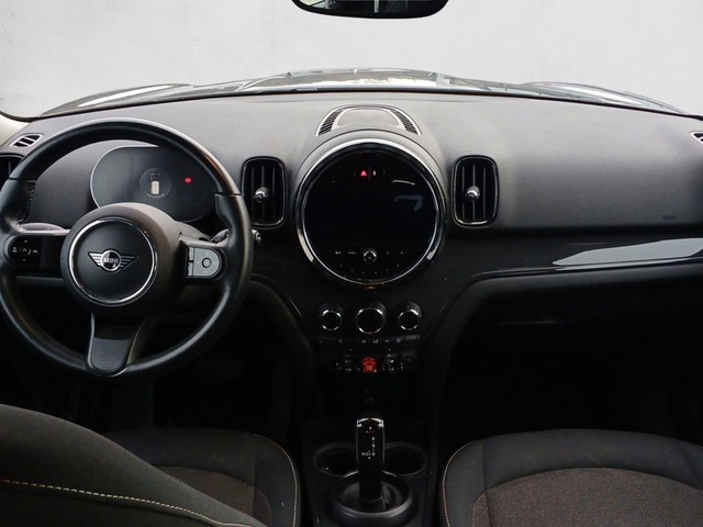 fotoG 6 del MINI MINI Countryman Cooper 100 kW (136 CV) 136cv Gasolina del 2022 en Vizcaya