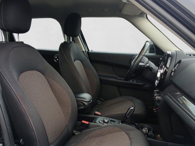 fotoG 7 del MINI MINI Countryman Cooper 100 kW (136 CV) 136cv Gasolina del 2022 en Vizcaya