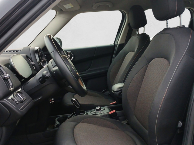 fotoG 9 del MINI MINI Countryman Cooper 100 kW (136 CV) 136cv Gasolina del 2022 en Vizcaya