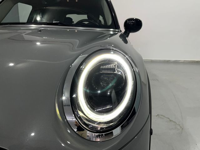 fotoG 19 del MINI MINI 5 Puertas Cooper 100 kW (136 CV) 136cv Gasolina del 2021 en Lleida