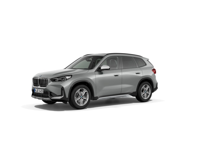BMW X1 xDrive20d color Gris Plata. Año 2024. 120KW(163CV). Diésel. En concesionario ALBAMOCION CIUDAD REAL  de Ciudad Real