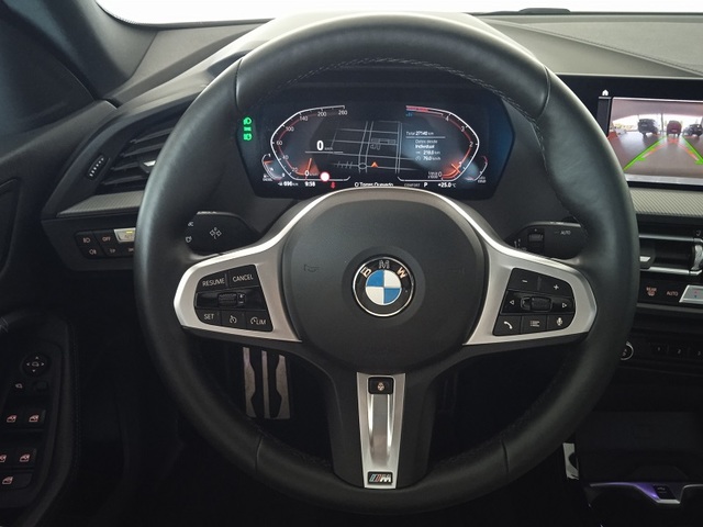 BMW Serie 2 220d Gran Coupe color Blanco. Año 2024. 140KW(190CV). Diésel. En concesionario ALBAMOCION CIUDAD REAL  de Ciudad Real