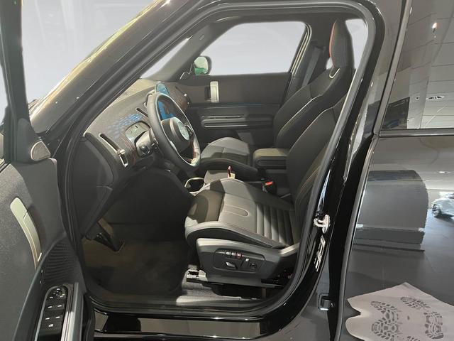 fotoG 10 del MINI MINI Countryman D 120 kW (163 CV) 163cv Diésel del 2024 en Málaga