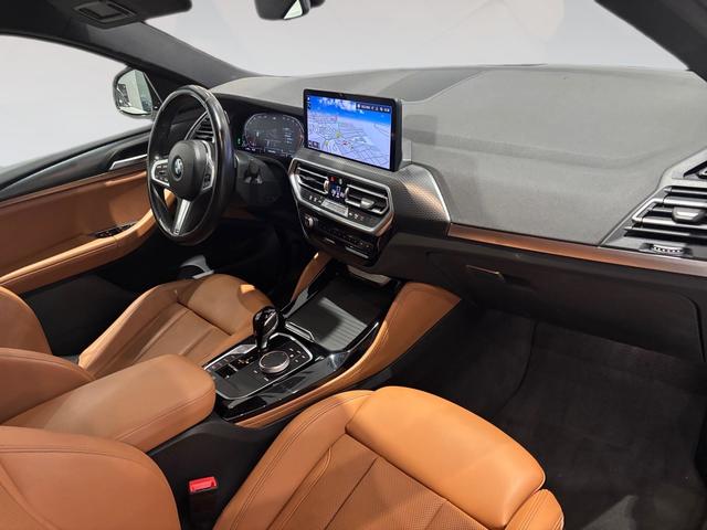 BMW X4 xDrive30d color Blanco. Año 2022. 210KW(286CV). Diésel. En concesionario Automotor Costa, S.L.U. de Almería