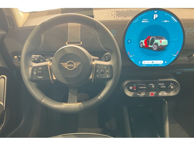 fotoG 12 del MINI MINI Aceman SE 160 kW (218 CV) 218cv Eléctrico del 2025 en Illes Balears