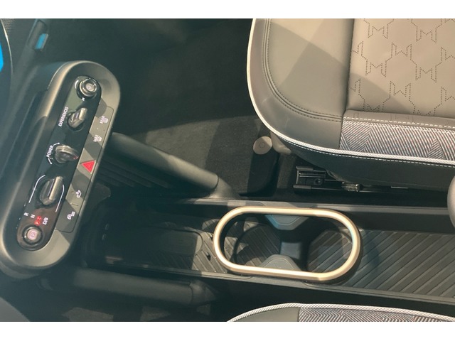 fotoG 14 del MINI MINI Aceman SE 160 kW (218 CV) 218cv Eléctrico del 2025 en Illes Balears