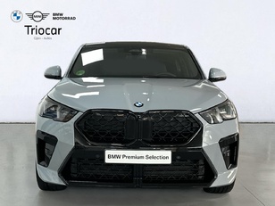 Fotos de BMW X2 sDrive18d color Gris. Año 2025. 110KW(150CV). Diésel. En concesionario Triocar Gijón (Bmw y Mini) de Asturias