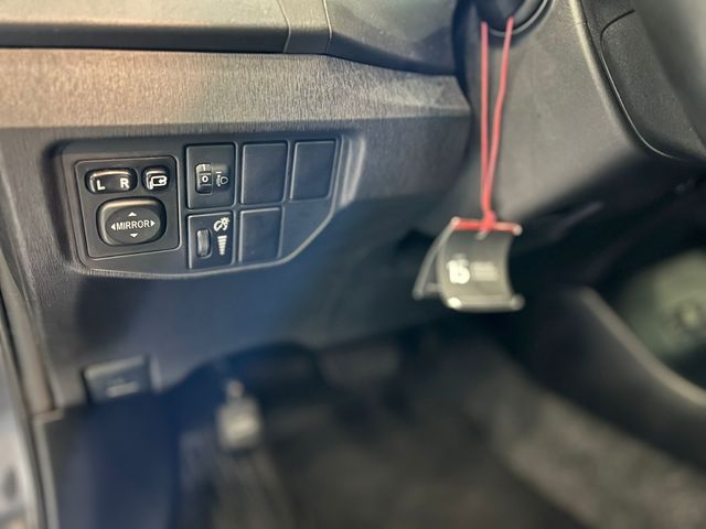 Toyota Prius 1.8 HSD Hibrido Executive 100 kW (136 CV)