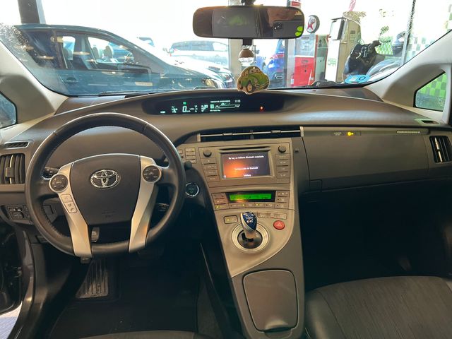 Toyota Prius 1.8 HSD Hibrido Executive 100 kW (136 CV)