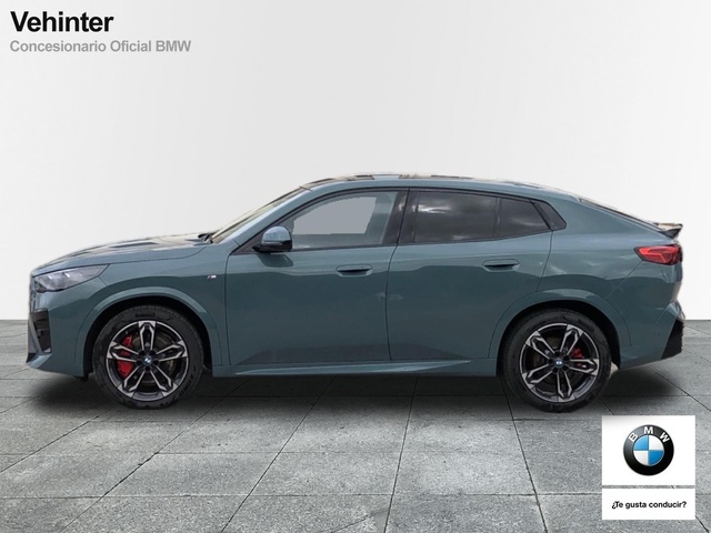 BMW X2 sDrive18d color Verde. Año 2024. 110KW(150CV). Diésel. En concesionario Vehinter Getafe de Madrid