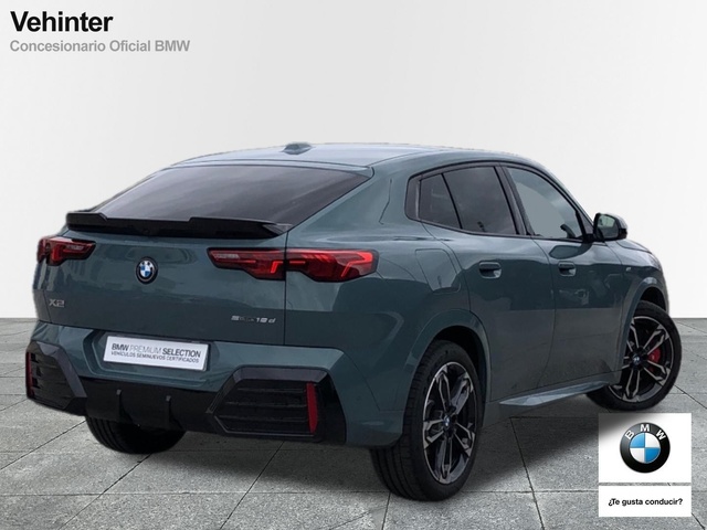 BMW X2 sDrive18d color Verde. Año 2024. 110KW(150CV). Diésel. En concesionario Vehinter Getafe de Madrid