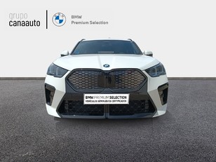 Fotos de BMW iX2 eDrive20 color Blanco. Año 2024. 150KW(204CV). Eléctrico. En concesionario TACO de Sta. C. Tenerife