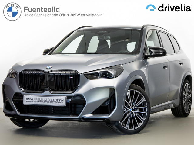BMW X1 M35i color Gris. Año 2024. 221KW(300CV). Gasolina. En concesionario BMW Fuenteolid Valladolid de Valladolid