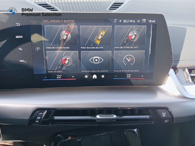 BMW iX1 eDrive20 color Blanco. Año 2025. 150KW(204CV). Eléctrico. En concesionario Adler Motor S.L. TOLEDO de Toledo