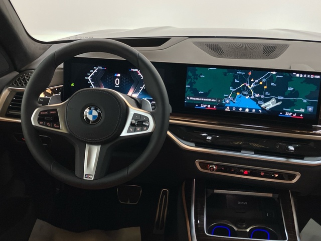BMW X7 xDrive40d color Azul. Año 2025. 259KW(352CV). Diésel. En concesionario Proa Premium Palma de Baleares