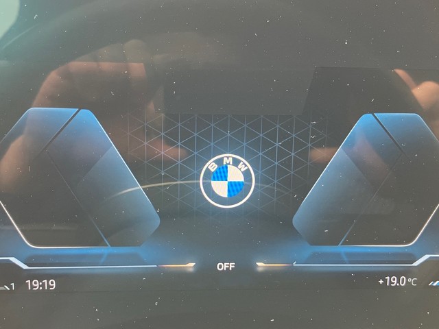 BMW X1 sDrive18d color Blanco. Año 2022. 110KW(150CV). Diésel. En concesionario Bernesga Motor León (Bmw y Mini) de León