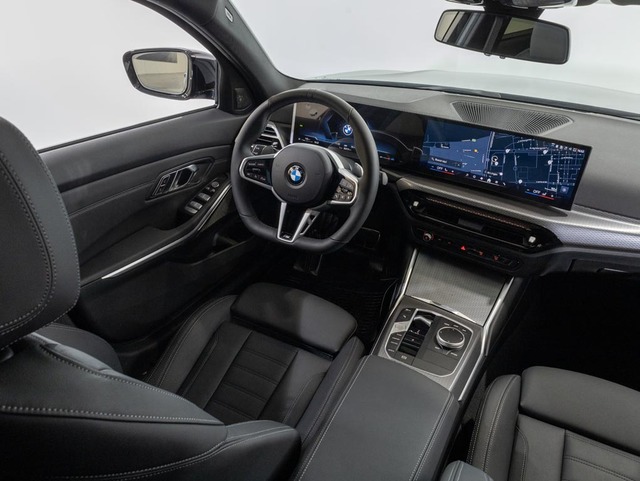 BMW Serie 3 320d Touring color Negro. Año 2025. 140KW(190CV). Diésel. En concesionario Oliva Motor Girona de Girona
