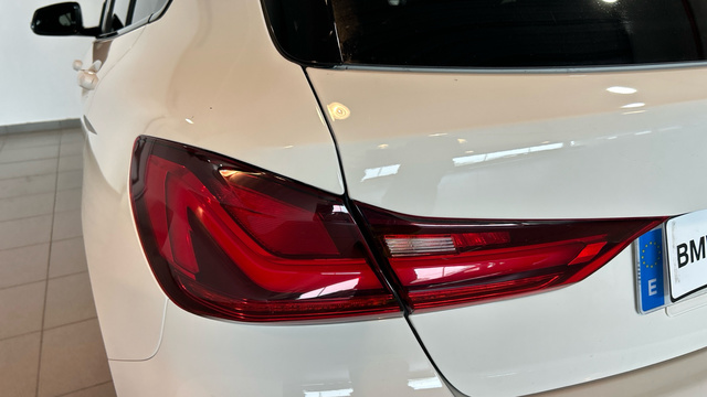 fotoG 13 del BMW Serie 1 118i 103 kW (140 CV) 140cv Gasolina del 2021 en Madrid