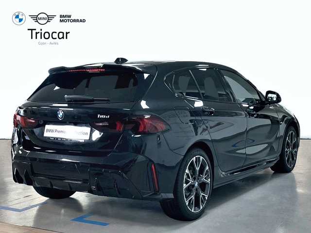 BMW Serie 1 118d color Negro. Año 2024. 110KW(150CV). Diésel. En concesionario Triocar Gijón (Bmw y Mini) de Asturias