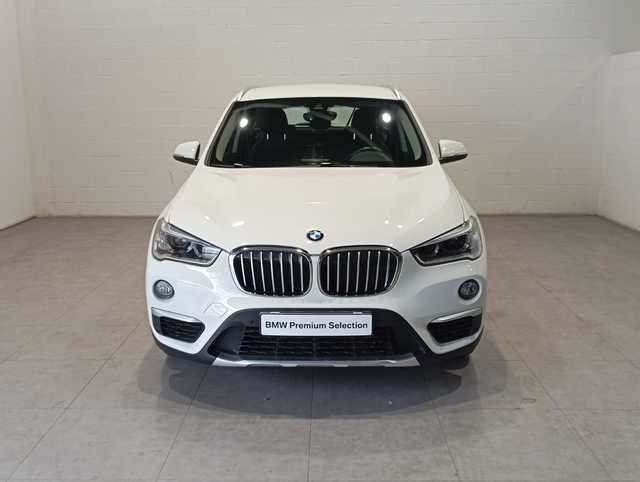 BMW X1 sDrive18i color Blanco. Año 2020. 103KW(140CV). Gasolina. En concesionario Motor Munich - Terrassa - VO de Barcelona