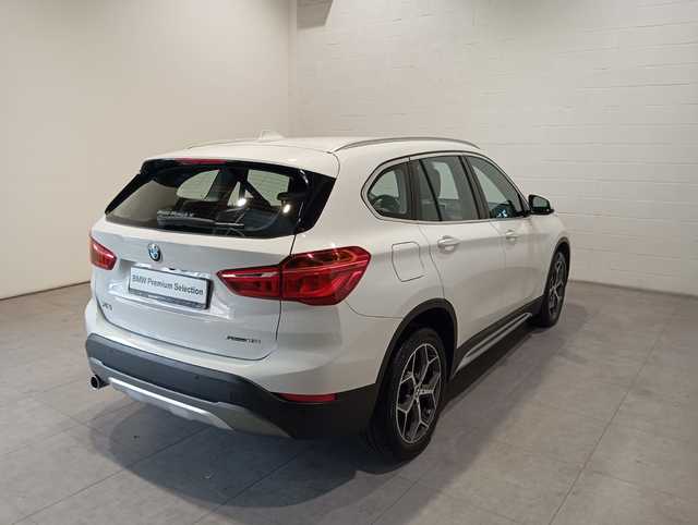 BMW X1 sDrive18i color Blanco. Año 2020. 103KW(140CV). Gasolina. En concesionario Motor Munich - Terrassa - VO de Barcelona