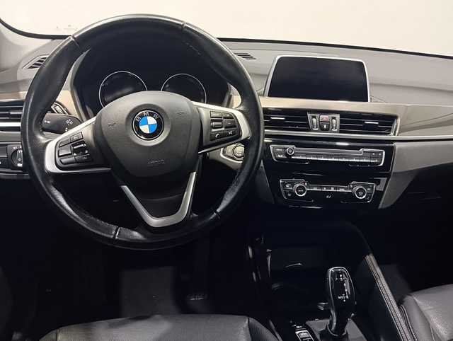 BMW X1 sDrive18i color Blanco. Año 2020. 103KW(140CV). Gasolina. En concesionario Motor Munich - Terrassa - VO de Barcelona
