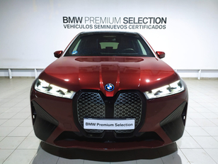 Fotos de BMW iX xDrive50 color Gris. Año 2024. 385KW(523CV). Eléctrico. En concesionario Hispamovil Elche de Alicante