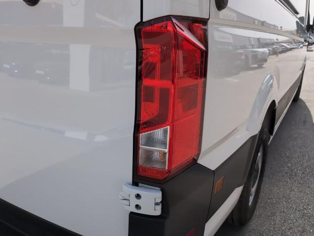 Volkswagen Crafter Furgon Batalla Larga TA 2.0 TDI 103 kW (140 CV) 3.500