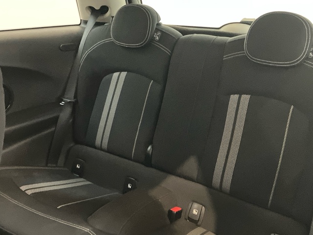 fotoG 8 del MINI MINI 3 Puertas Cooper SE 135 kW (184 CV) 184cv Eléctrico del 2021 en Baleares