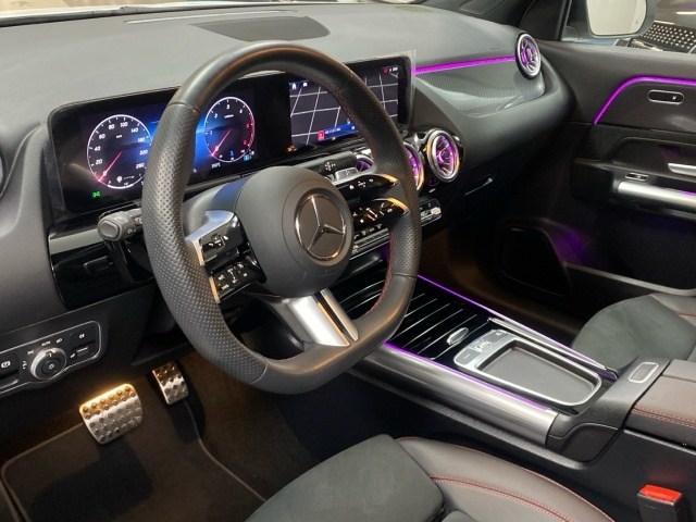 Mercedes-Benz GLA 200 D - 6