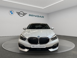Fotos de BMW Serie 1 118i color Blanco. Año 2021. 103KW(140CV). Gasolina. En concesionario GANDIA Automoviles Fersan, S.A. de Valencia