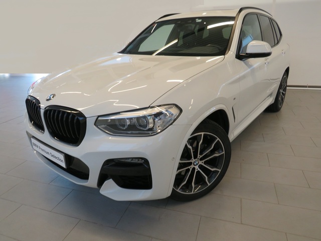 BMW X3 xDrive20d color Blanco. Año 2021. 140KW(190CV). Diésel. En concesionario Lugauto S.A. de Lugo