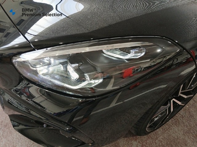 BMW Z4 M40i Cabrio color Negro. Año 2024. 250KW(340CV). Gasolina. En concesionario Adler Motor S.L. TOLEDO de Toledo