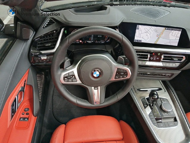BMW Z4 M40i Cabrio color Negro. Año 2024. 250KW(340CV). Gasolina. En concesionario Adler Motor S.L. TOLEDO de Toledo