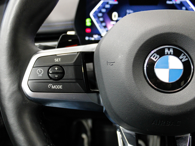 BMW X1 sDrive18d color Gris Plata. Año 2024. 110KW(150CV). Diésel. En concesionario Barcelona Premium -- GRAN VIA de Barcelona