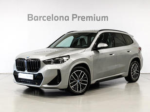 Fotos de BMW X1 sDrive18d color Gris Plata. Año 2024. 110KW(150CV). Diésel. En concesionario Barcelona Premium -- GRAN VIA de Barcelona