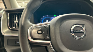Volvo XC60 B4 G Essential Auto 145 kW (197 CV) - 16 Volvo XC60 B4 G Ocasión 145 KW (197CV) - 16