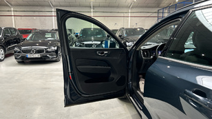 Volvo XC60 B4 G Essential Auto 145 kW (197 CV) - 34 Volvo XC60 B4 G Ocasión 145 KW (197CV) - 34