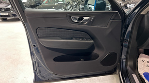 Volvo XC60 B4 G Essential Auto 145 kW (197 CV) - 36 Volvo XC60 B4 G Ocasión 145 KW (197CV) - 36