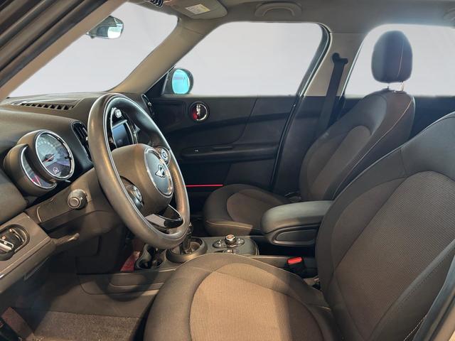 fotoG 11 del MINI MINI Countryman Cooper 100 kW (136 CV) 136cv Gasolina del 2019 en Málaga