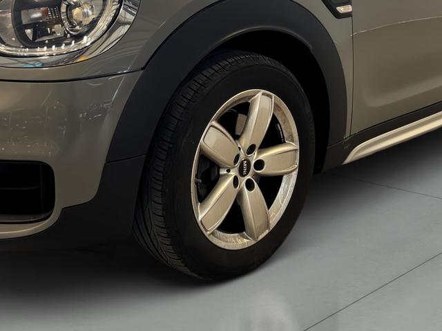 fotoG 14 del MINI MINI Countryman Cooper 100 kW (136 CV) 136cv Gasolina del 2019 en Málaga