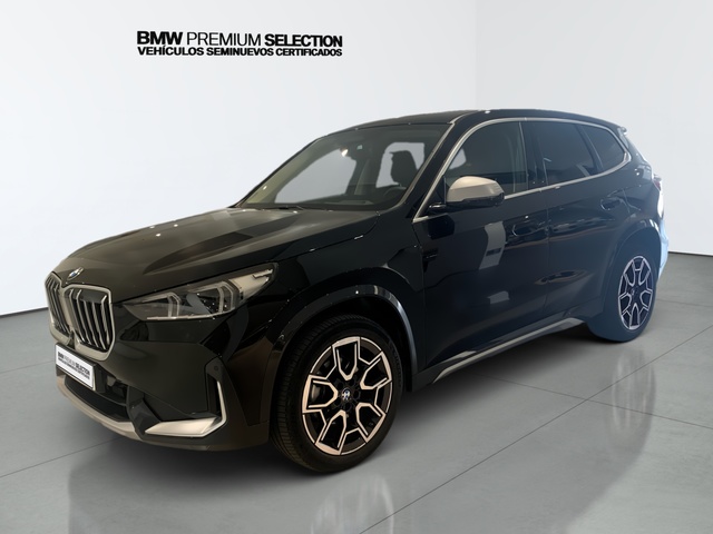 BMW X1 sDrive18i color Negro. Año 2022. 100KW(136CV). Gasolina. En concesionario Automotor Premium Viso - Málaga de Málaga