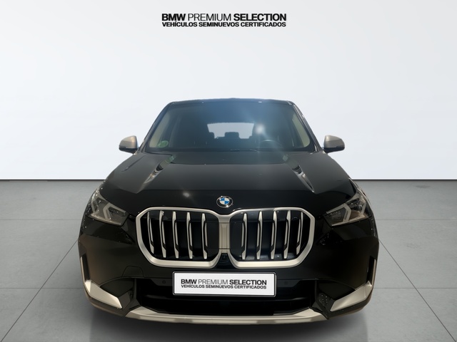 BMW X1 sDrive18i color Negro. Año 2022. 100KW(136CV). Gasolina. En concesionario Automotor Premium Viso - Málaga de Málaga