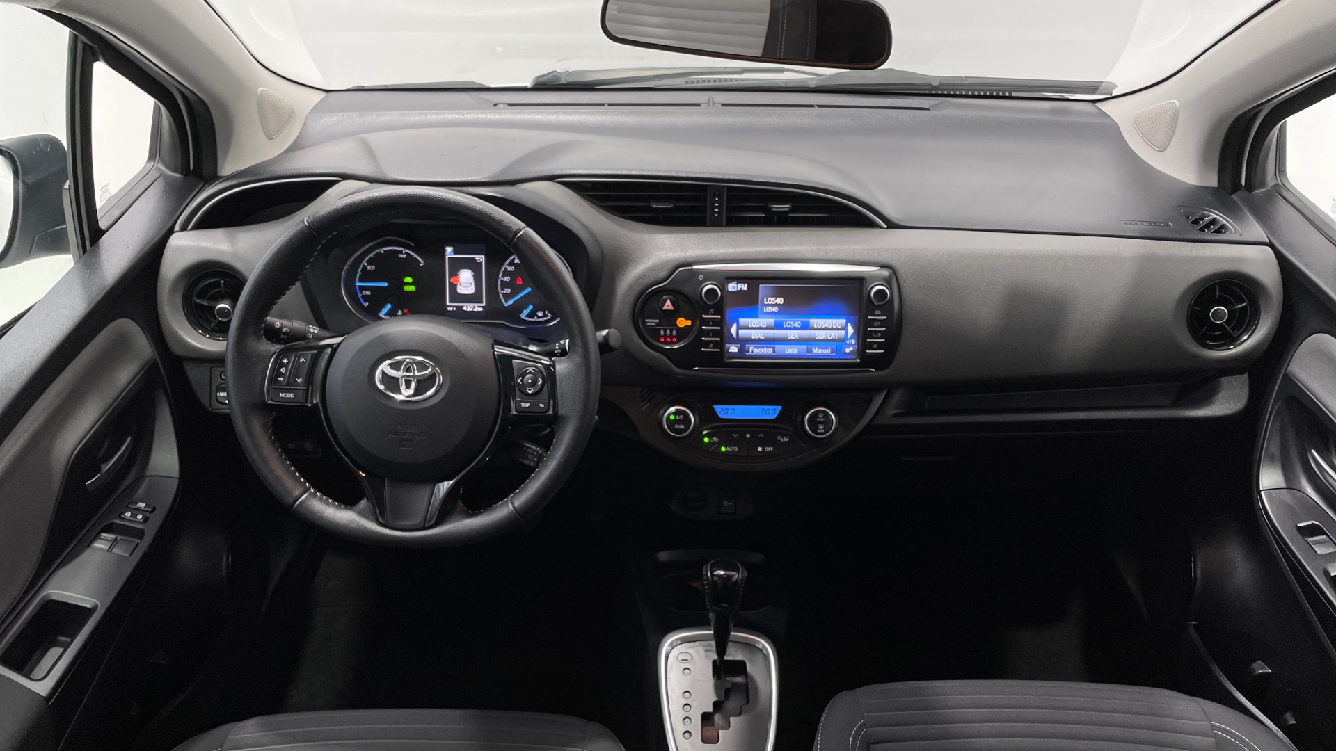 Toyota Yaris 1.5 100H - 8